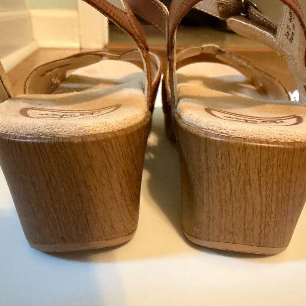 Dansko Brown Leather Crisscross Slingback Sandals - Picture 3 of 4